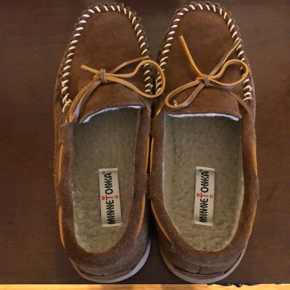 Brand new !!!! Minnetonka moccasins!!!